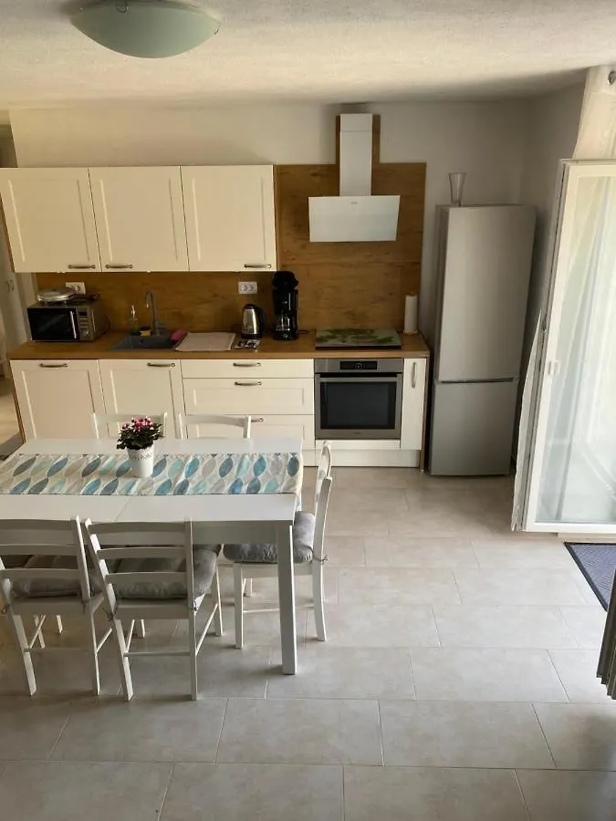 House Carla Belavici Villa Hreljici 0*,